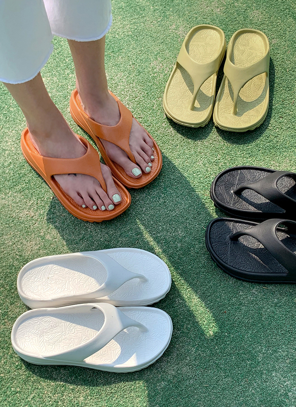 フラットボリュームフリップフロップサンダル シューズ サンダル ミュール Mayddle メイドゥル ファッション総合通販 Dholic