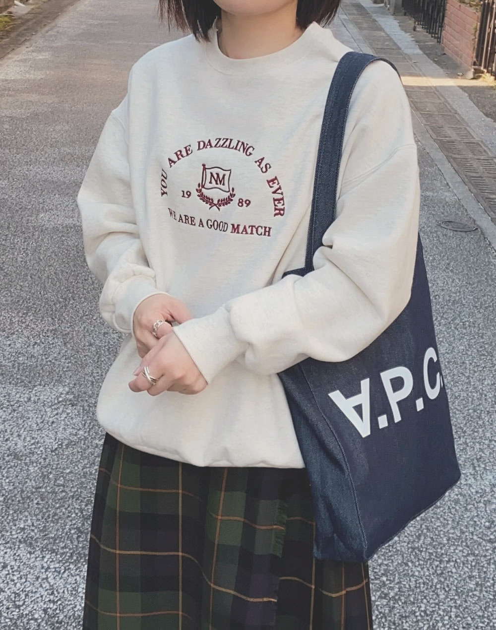 エンブレム刺繍ロゴスウェット・p271232 | トップス Tシャツ | ファッション通販 - TGM ( ティージーエム )