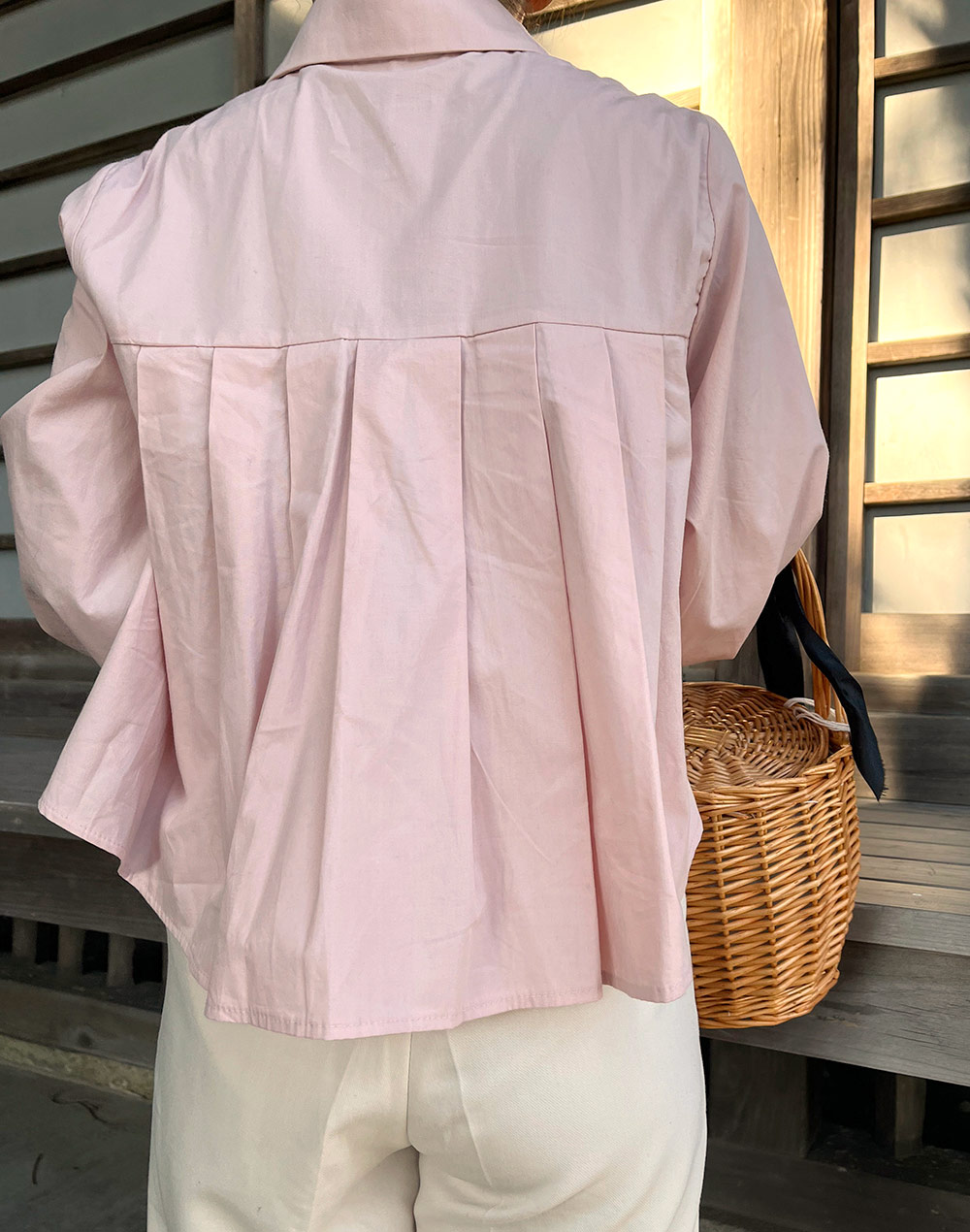 back pleated shirts・p275486（ブラウス/シャツ）| rirry_71 | 東京ガールズマーケット