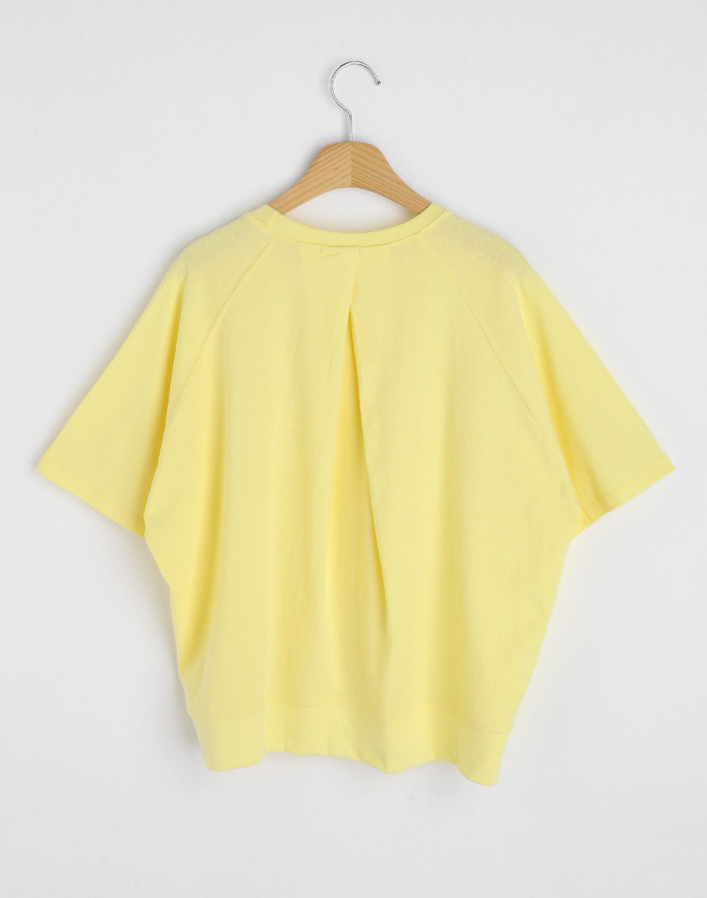 バックタックデザイントップス・b279708（トップス/Tシャツ）| yun_wear | 東京ガールズマーケット