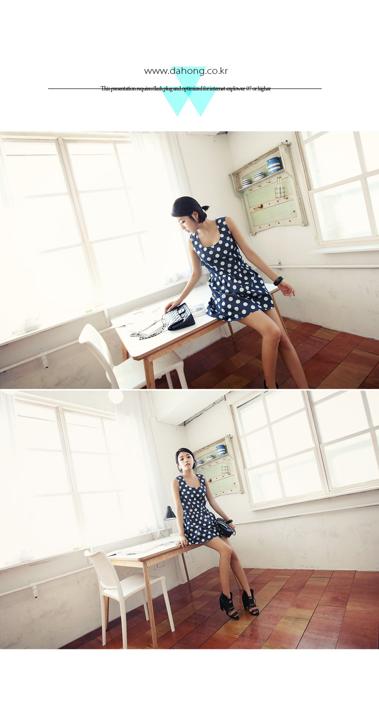 バックオープンブルーデニムドット柄スクエアネックノースリーブミニ丈フレアワンピース・全２色 | DHOLIC | 詳細画像7