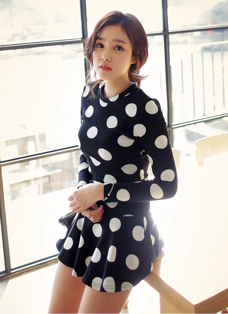 レトロドットアンダーフレアワンピース・全2色 | DHOLIC | 詳細画像1