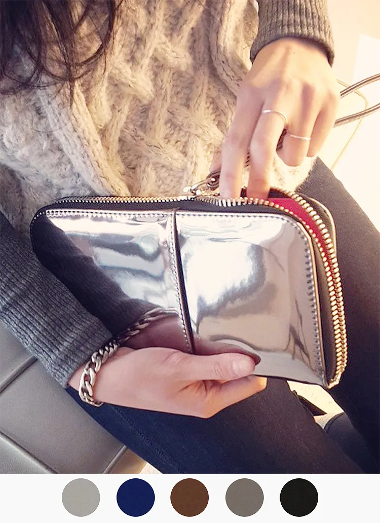 メタリックカラージッパークラッチバッグ・全5色 | DHOLIC | 詳細画像1