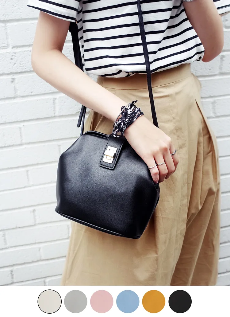 ヘキサゴンショルダーミニバッグ・全6色 | DHOLIC | 詳細画像1