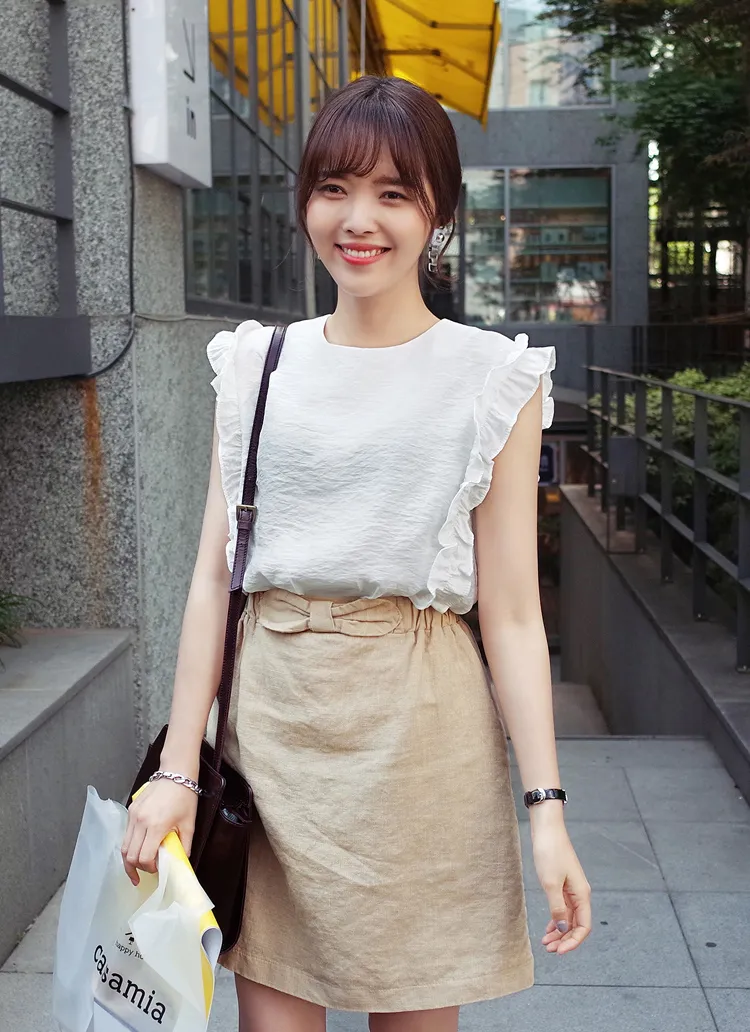 ライトカラーサイドフリルブラウス・全3色 | DHOLIC | 詳細画像1