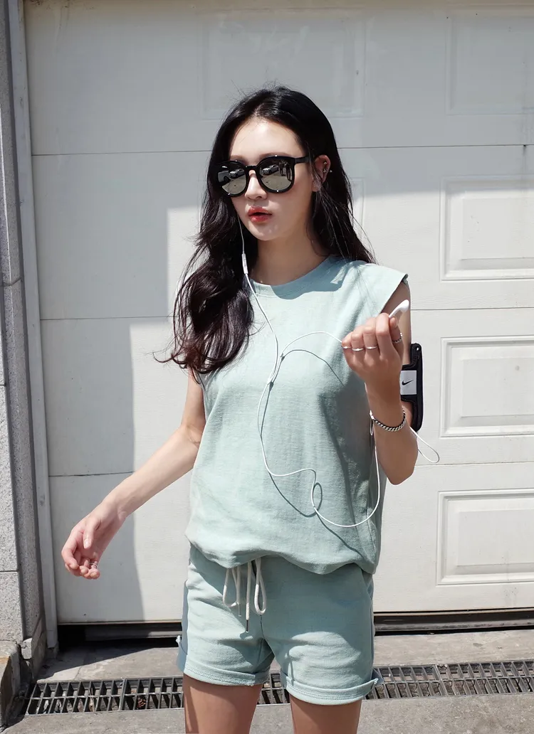 ワイドアームホールスリーブレス&ショートパンツセットアップ・全3色 | DHOLIC | 詳細画像1