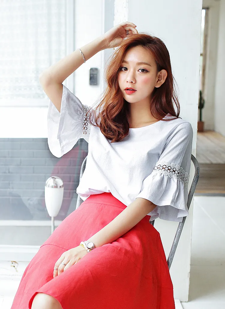 パンチングレースフレアスリーブTシャツ・全2色 | DHOLIC | 詳細画像1