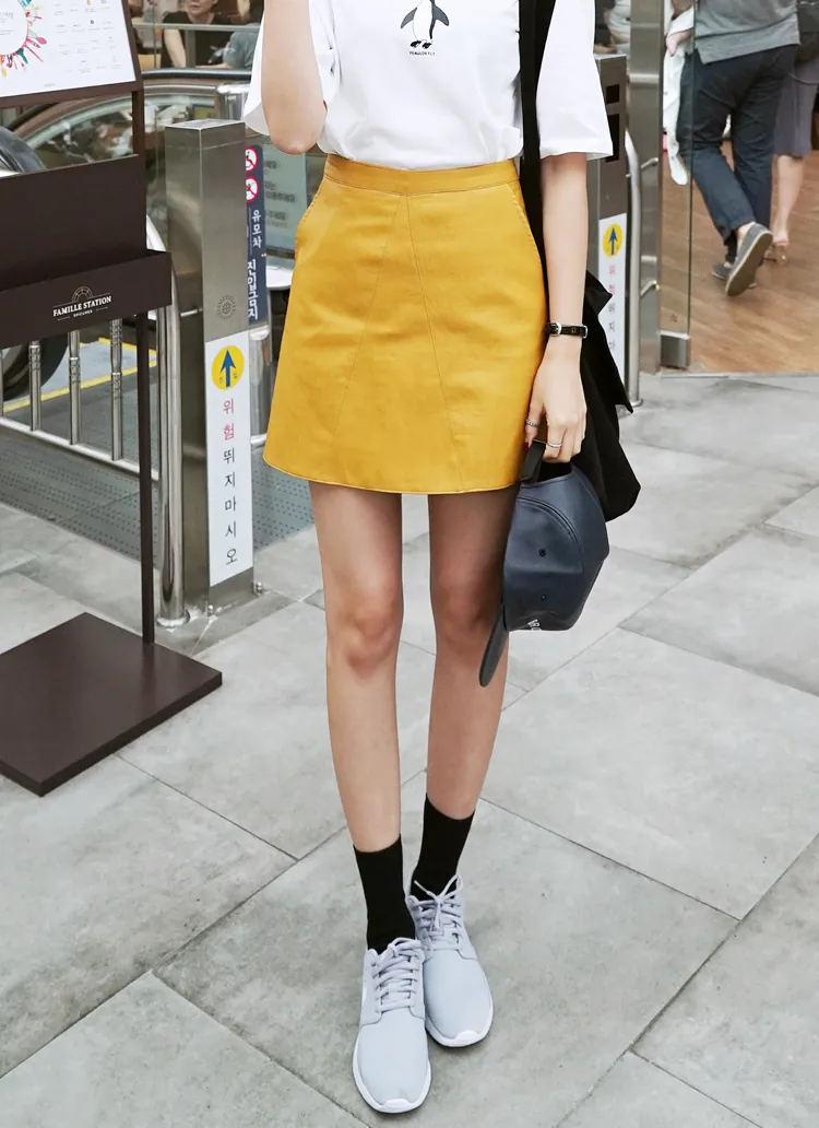 フェイクレザーAラインスカート・全2色 | DHOLIC | 詳細画像1