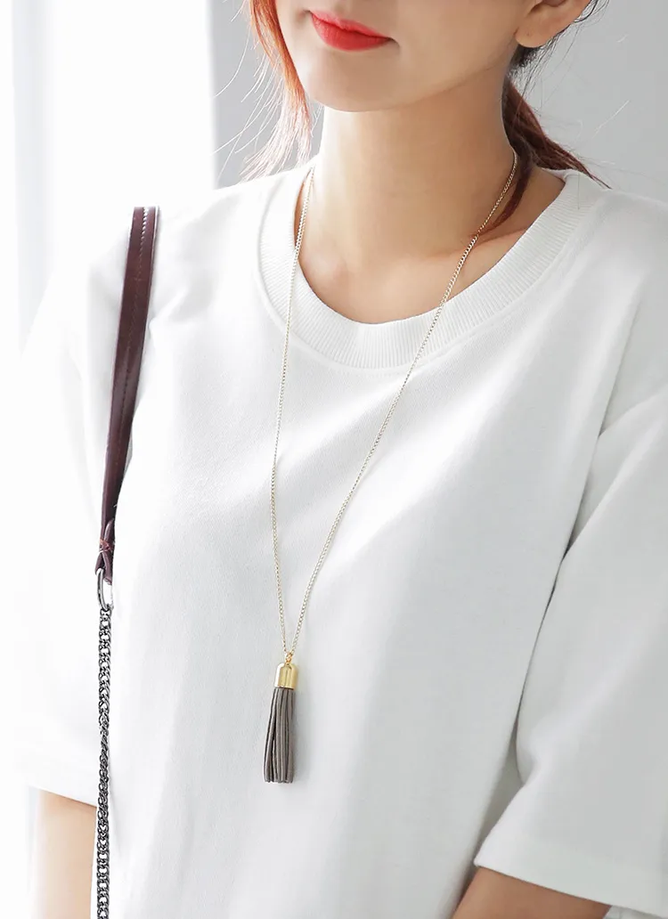 フェイクレザータッセルゴールドカラーロングネックレス・全3色 | DHOLIC | 詳細画像1