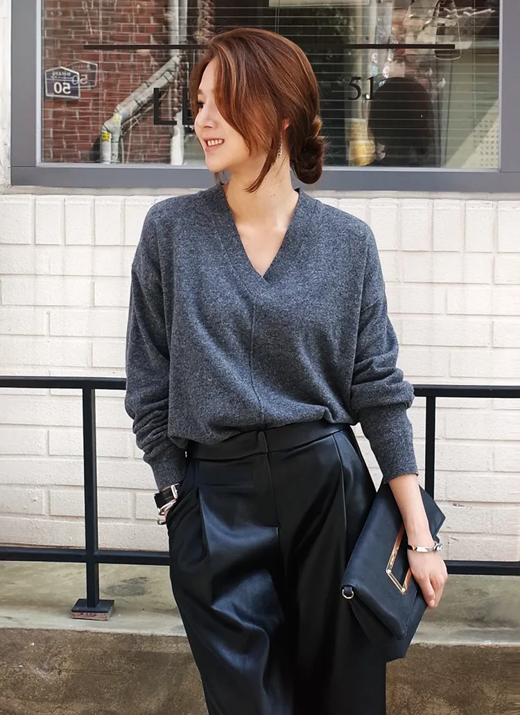 エンボスラインポイントVネックゆったりニット・全4色 | DHOLIC PLUS | 詳細画像1