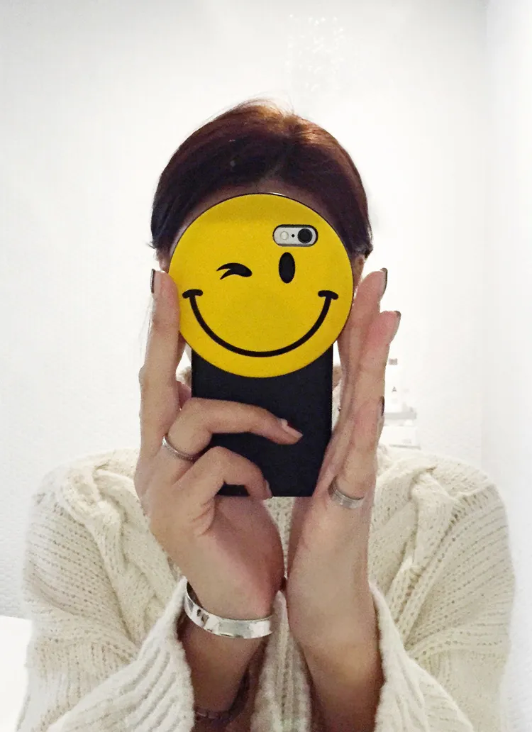 ＊iPhone6/6+,6S/6S+対応＊ビッグスマイルモチーフスマホケース・全1色 | DHOLIC | 詳細画像1