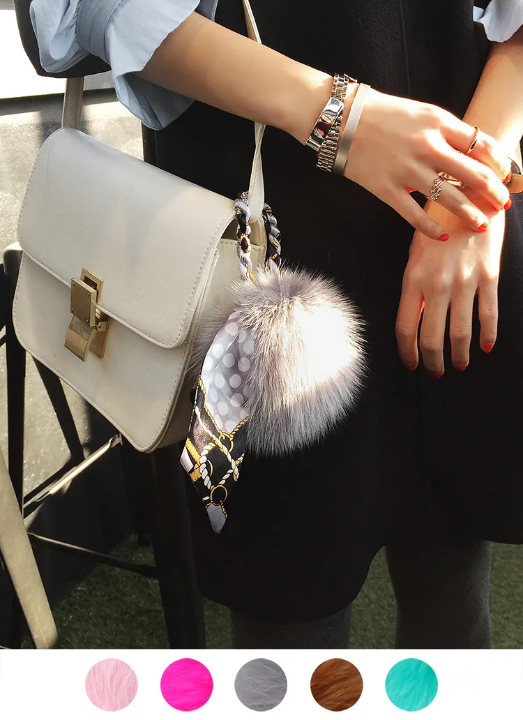 リアルポンポンファー＆スカーフチャーム・全5色 | DHOLIC | 詳細画像1