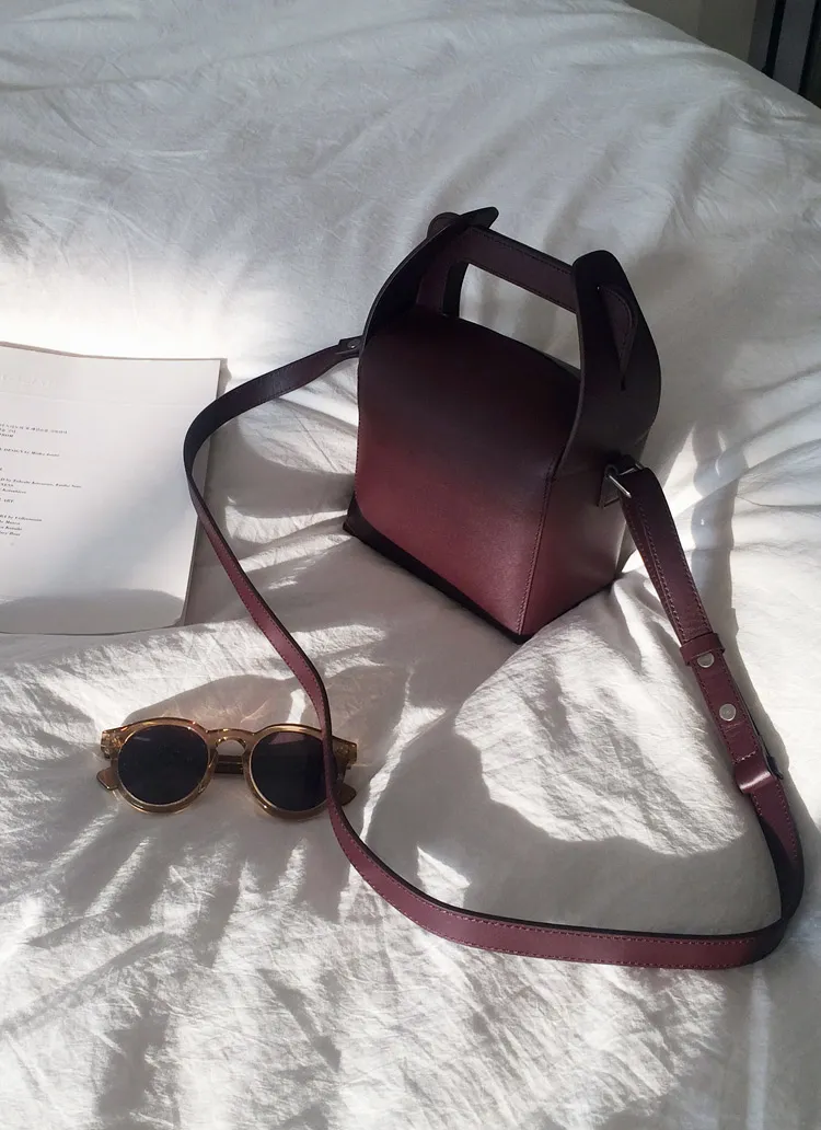 ギフトボックスショルダーバッグ・全5色 | DHOLIC | 詳細画像1