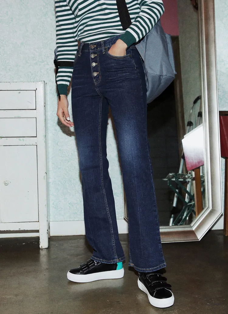 ボタンフライブルーデニムフレアジーンズ・全1色 | DHOLIC | 詳細画像1