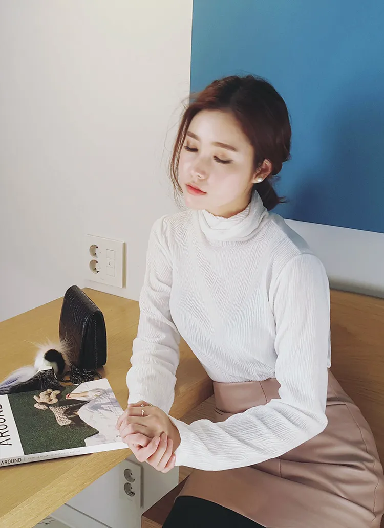 リンクル素材ハイネックTシャツ・全3色 | DHOLIC | 詳細画像1