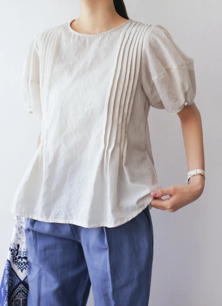 タックディテールバルーンスリーブブラウス・全2色 | DHOLIC PLUS | 詳細画像1