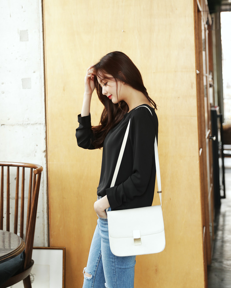 <font color=red><b><人気商品再入荷></b></font>ネックスリットパールポイントブラウス・全3色 | DHOLIC | 詳細画像14