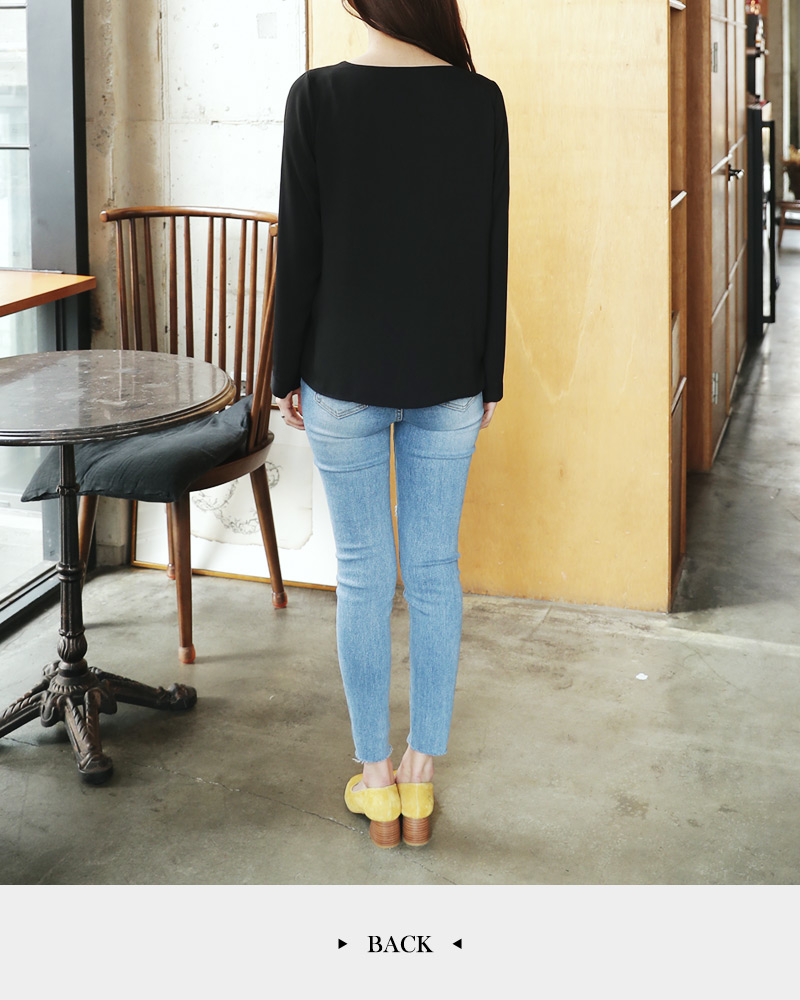 <font color=red><b><人気商品再入荷></b></font>ネックスリットパールポイントブラウス・全3色 | DHOLIC | 詳細画像20