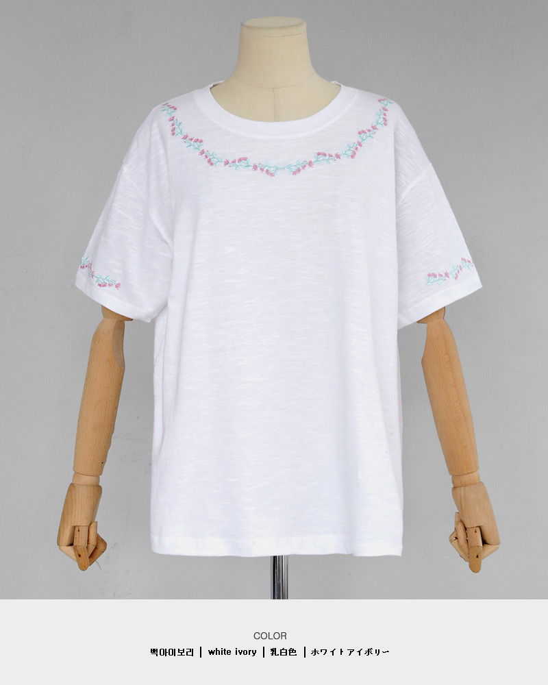 フラワー刺繍ラウンドネックTシャツ・全2色 | DHOLIC | 詳細画像16