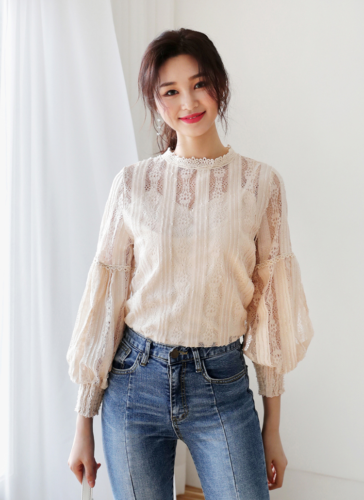 パフスリーブフレアブラウス 総 TABLACK パフスリーブフレアブラウス 総 TABLACK 肩フリル付きパフスリーブブラウス