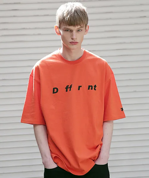*Massnoun*ディファレントディフレクティブオーバーサイズTシャツ(オレンジ) | 詳細画像1