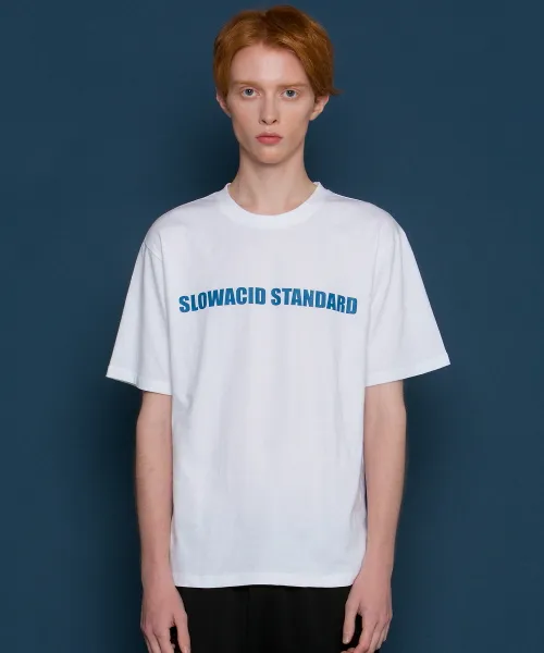 *SLOWACID*ユニセックススタンダードロゴショートTシャツ(ホワイト/ブルー) | 詳細画像1