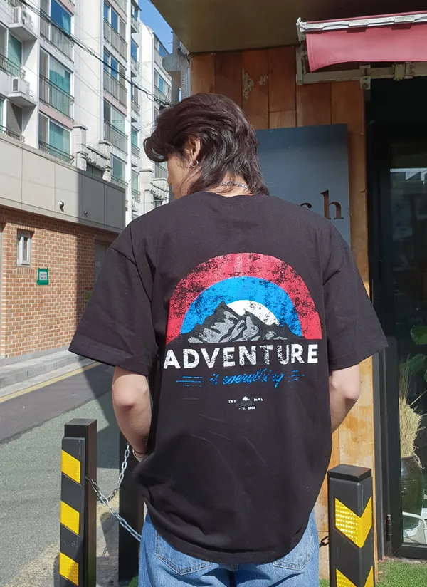 Adventureバックロゴ半袖Tシャツ | 詳細画像1