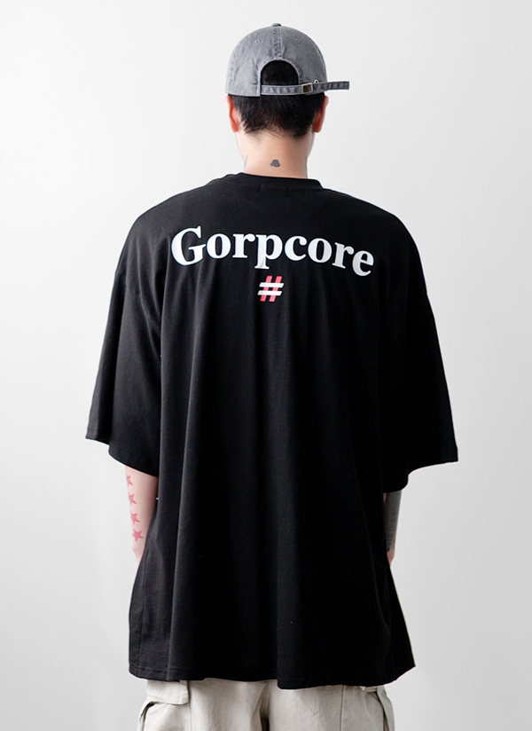 バックGorpcoreレタリングTシャツ | 詳細画像1