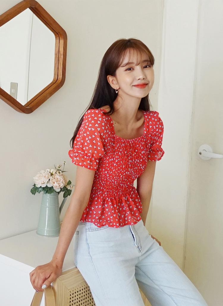 極美品 alice＋olivia シャーリングスクエアネックブラウス 花柄