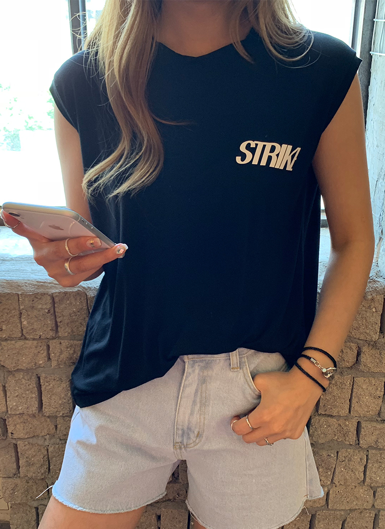 STRIKEスリーブレスシャツ | naning9 | 詳細画像1
