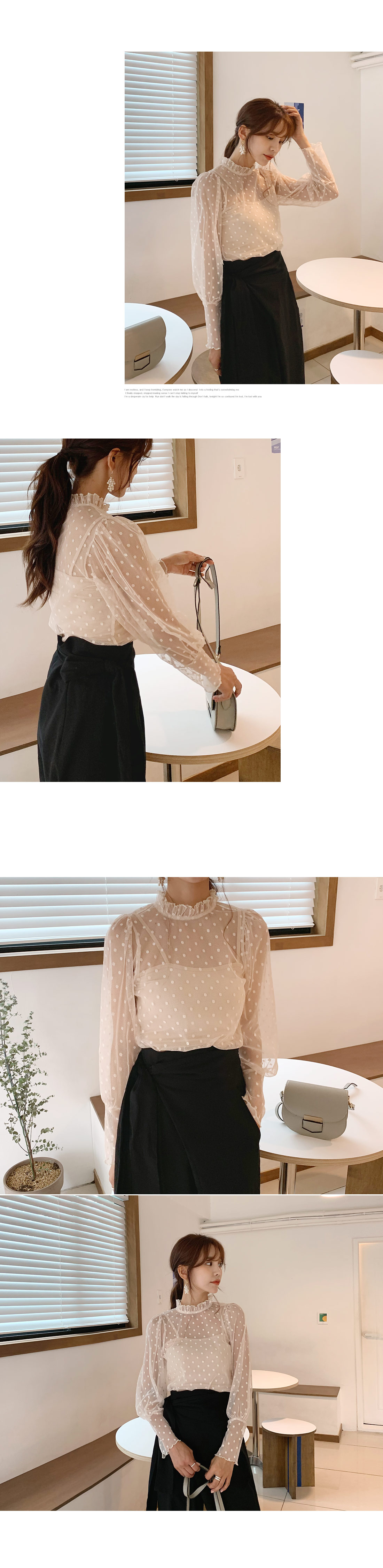 デコルテフリルトップス《一部の店舗のみ入荷》