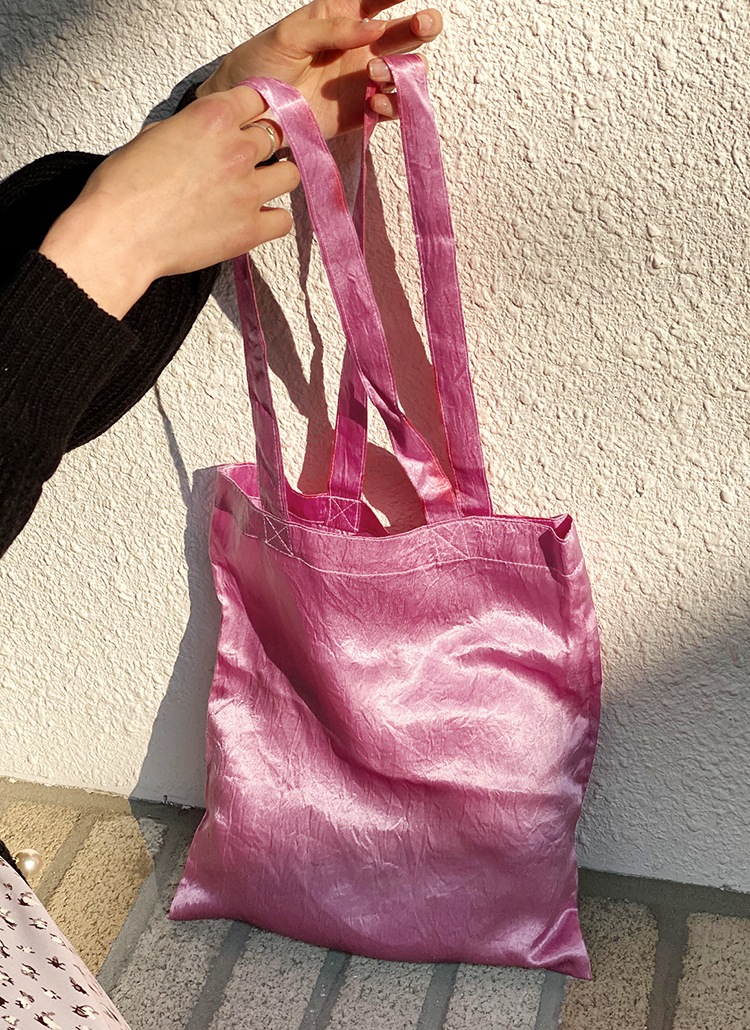 未使用　DHOLIC　バッグ　ベージュ dholic - 新品未使用 ロゴ入ショルダー スクエア型キャンバス