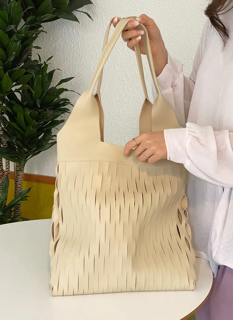 ポーチ付スリットバッグ・全3色 | DHOLIC PLUS | 詳細画像1