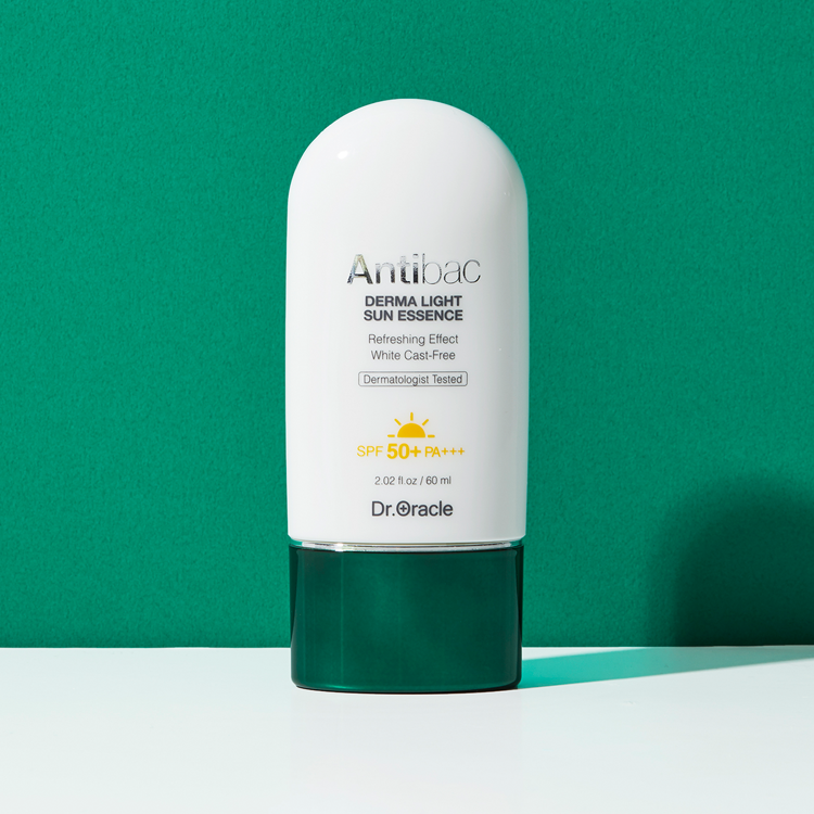 アンティバック]ダーマライトサンエッセンスSPF50+ PA+++ 60ml