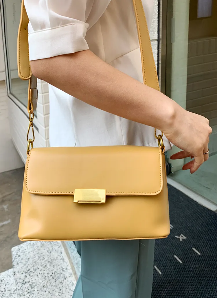 2WAYゴールドバックルバッグ・全3色 | DHOLIC PLUS | 詳細画像1