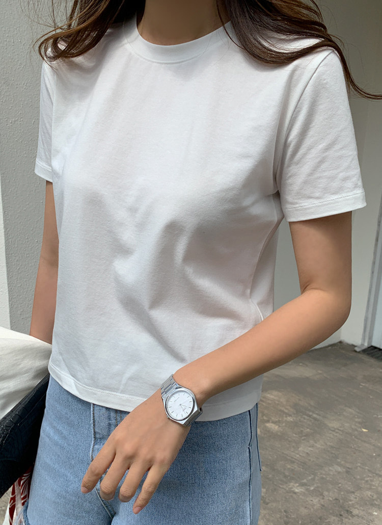 クロップド半袖Tシャツ | MOMET | 詳細画像1