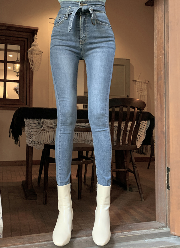 ベルト付ハイウエストスキニーデニムパンツ | レディースファッション