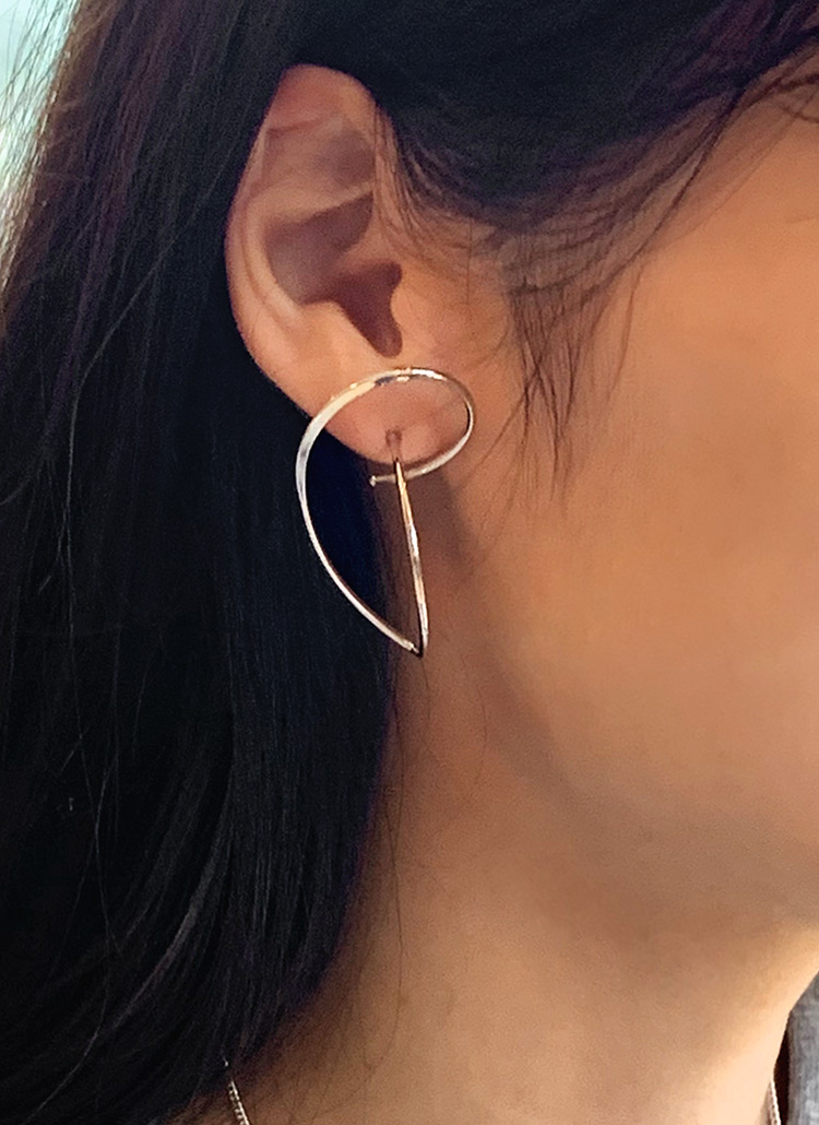 ハートラインピアス・全2色のサムネイル