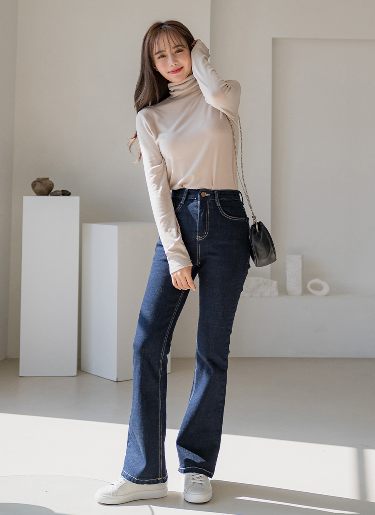 DKNY デニムパンツ フレア 10号