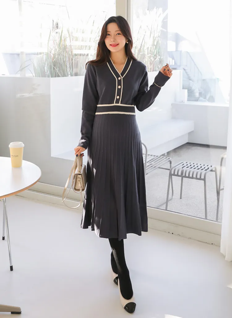 配色Vネックニットプリーツワンピース | レディースファッション通販  