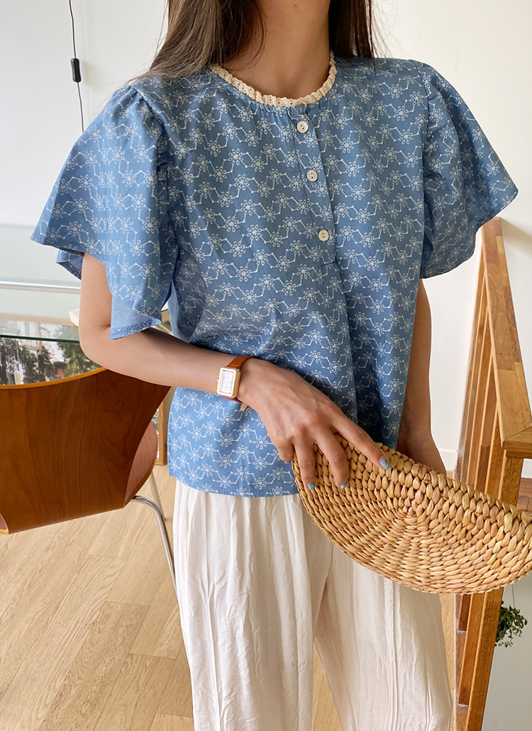 刺繍フレアスリーブブラウス・全2色 | レディースファッション