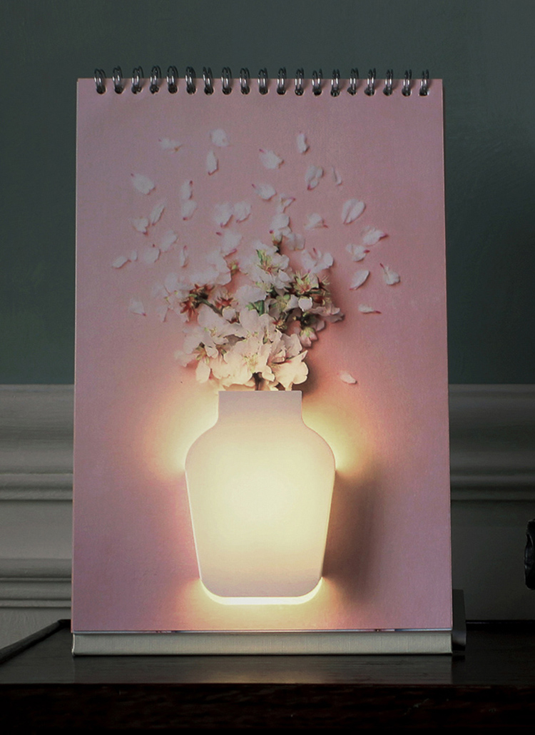 PAGE BY PAGE LAMP(BLOSSOM)