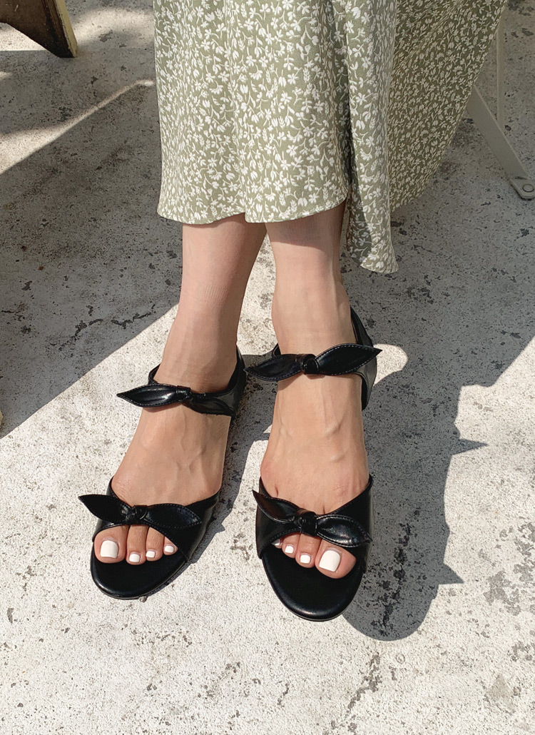 ブラックリボンフラットストラップミドルヒールサンダル春夏 シューズ サンダル Dholic Ladies ディーホリックレディース ファッション総合通販 Dholic ブラックリボンフラットストラップミドルヒールサンダル春夏 シューズ サンダル Dholic Ladies ディーホリックレディース ファッション総合通販 Dholic