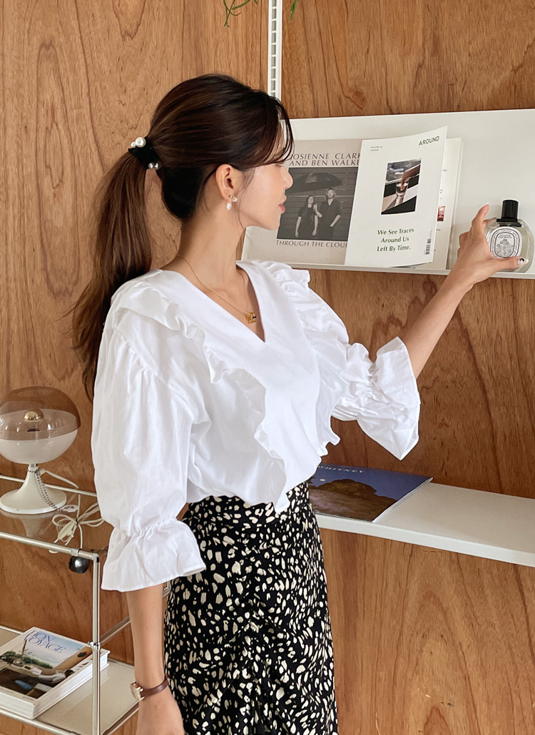 美品✨総スパンコール Vネック フリル袖 カットソー 2L 紫 絹 パーティー Vネックフリルブラウス・全3色 | レディースファッション通販 - DHOLIC