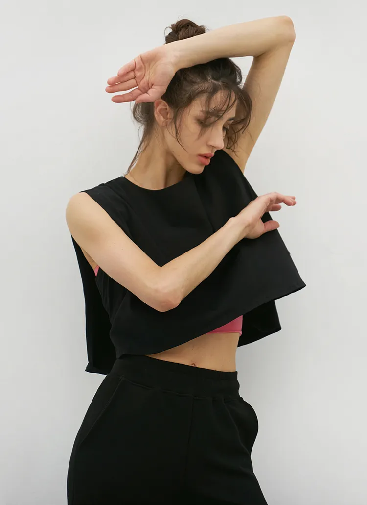 クロップドボックスノースリーブ(BLACK) | DEVIWEAR | 詳細画像1