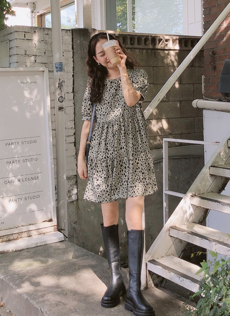 ストラップ付レオパードティアードパフスリーブアニマル柄パターンミニワンピース秋 ワンピース ミディワンピース Naturalmind ナチュラルマインド ファッション総合通販 Dholic