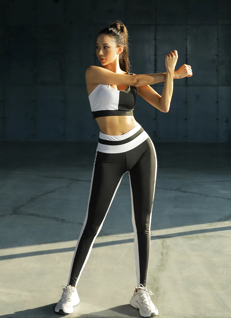 バイカラーブラトップ&レギンスSET | レディースファッション通販 - DHOLIC 