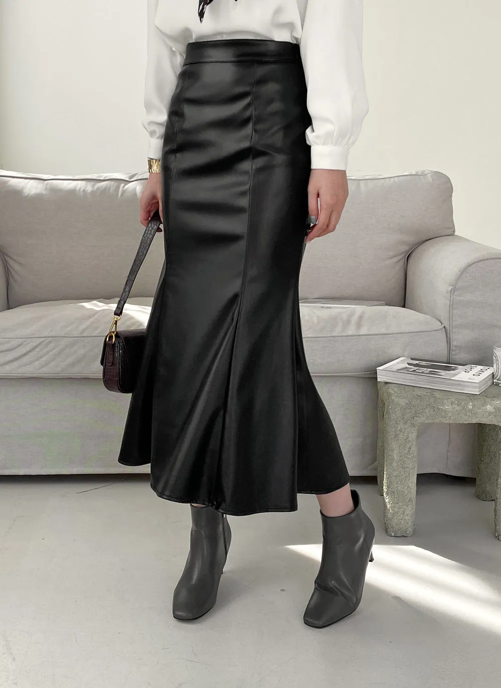 レザー調マーメイドスカート・全2色 | レディースファッション通販  