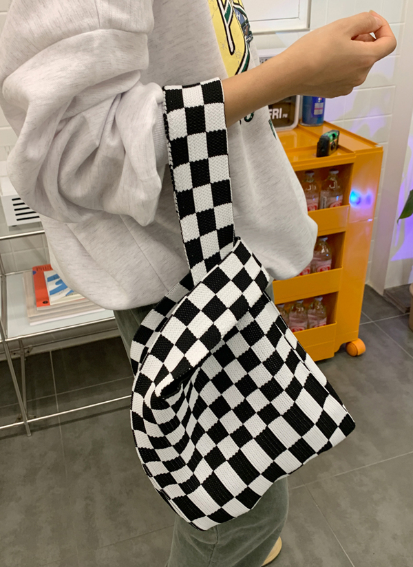 バックタックフォルムニットフーディー GIRL DRESS FOR NOW ニット トップス ベスト レディース 1枚で