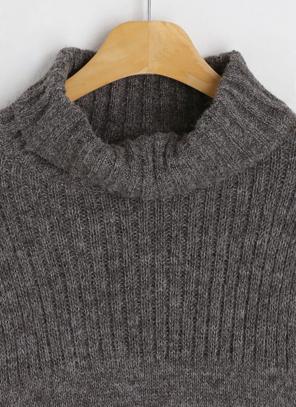 HUGO BOSS アルパカ混立体タートルネックニット 冬 B3578